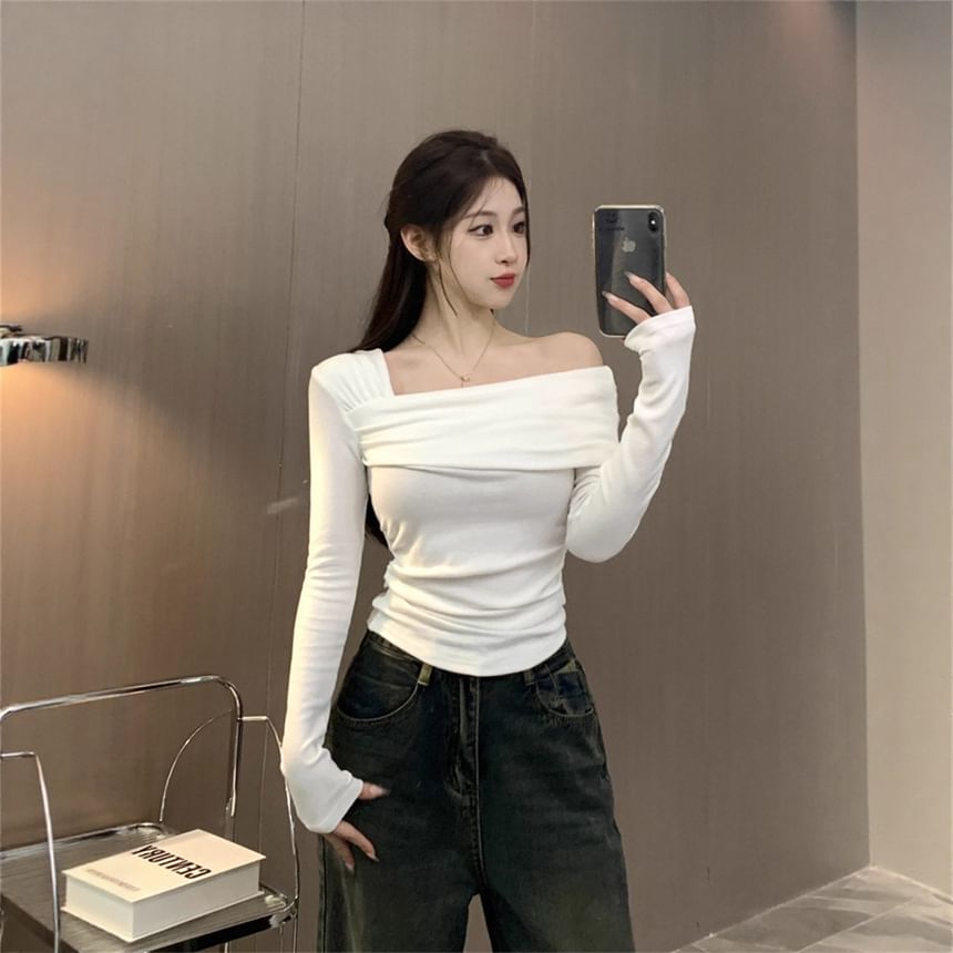 Asymmetrical Neck Cold-Shoulder Knit Long-Sleeve Top