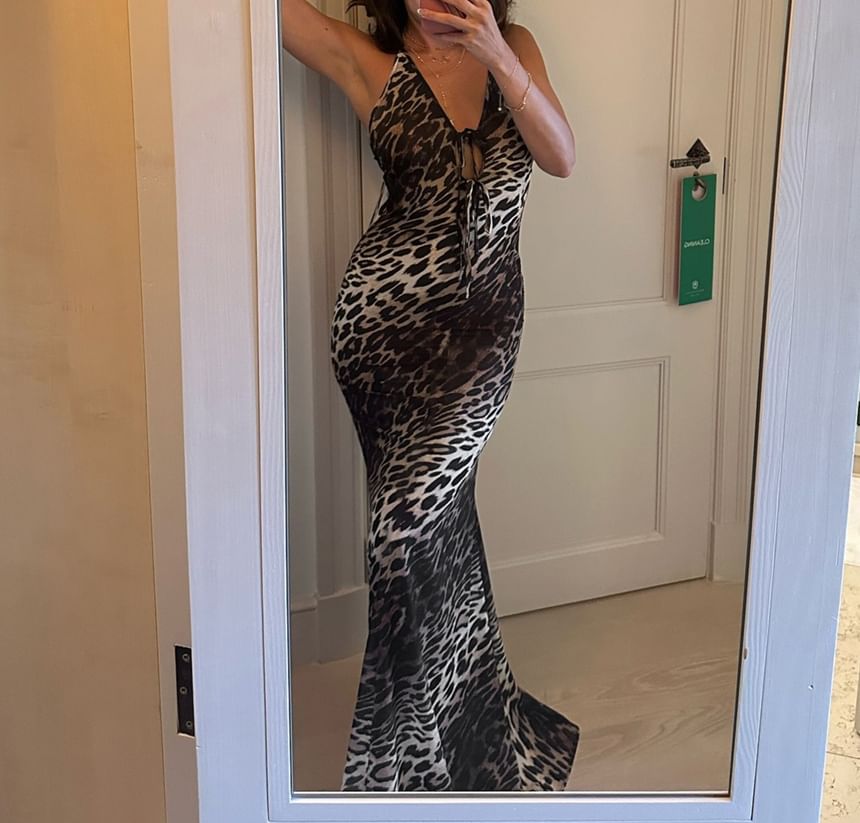 Sleeveless Halter Neck Leopard Print Maxi Bodycon Dress