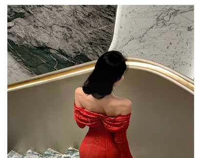 Long-Sleeve Off-Shoulder Lace Mermaid Evening Gown