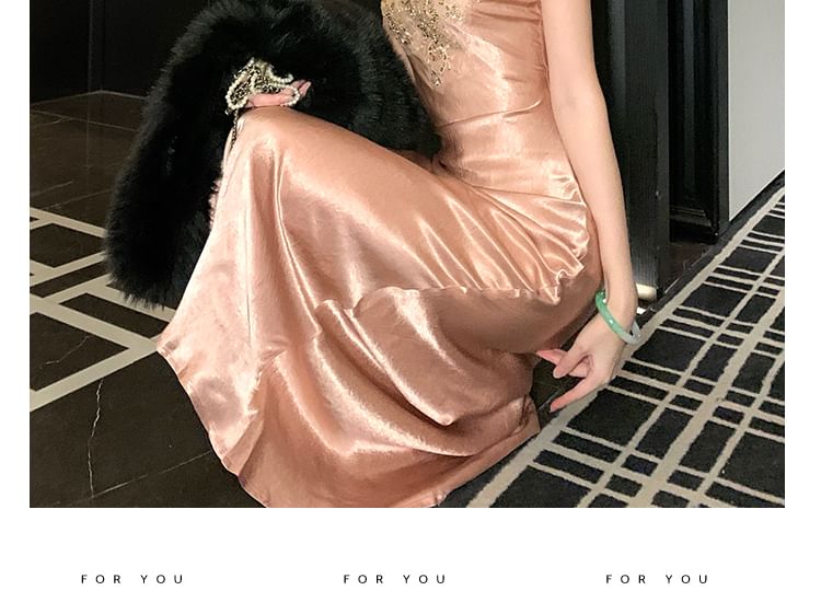 Spaghetti Strap V-Neck Floral Sequin Satin Sheath Evening Dress