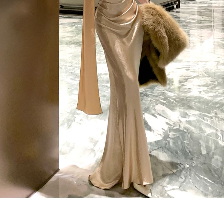 Set: Off-Shoulder Plain Ruched Mermaid Evening Gown + Scarf