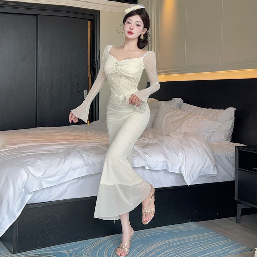 Long-Sleeve V-Neck Lace Panel Ruched Mesh Maxi Mermaid Dress
