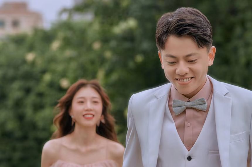 Spaghetti Strap Plain Ruffle Trim A-Line Evening Gown