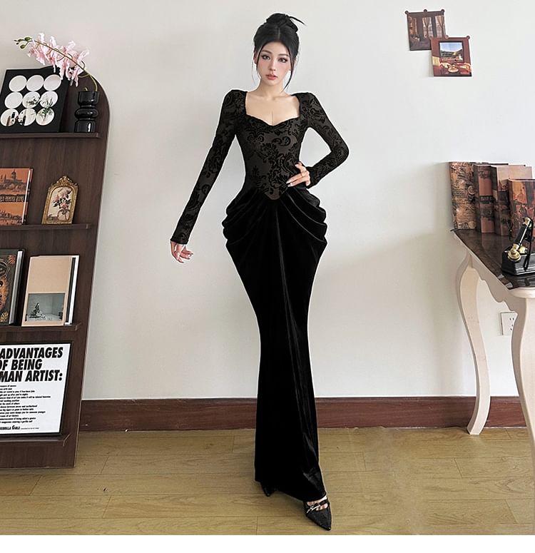 Long-Sleeve Jacquard Ruched Maxi Sheath Dress
