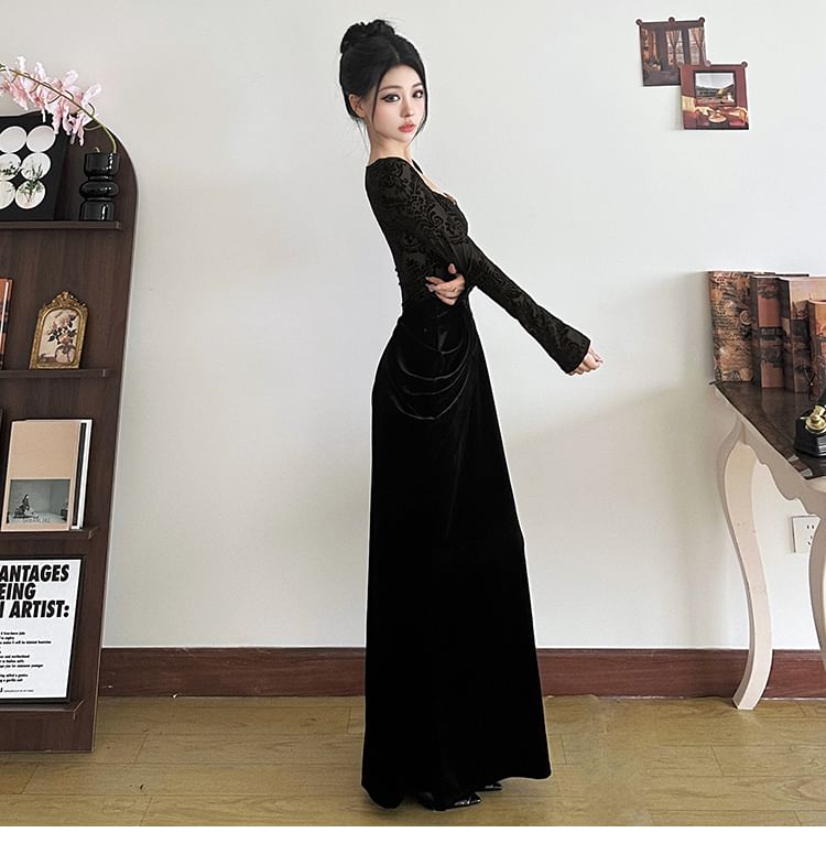 Long-Sleeve Jacquard Ruched Maxi Sheath Dress