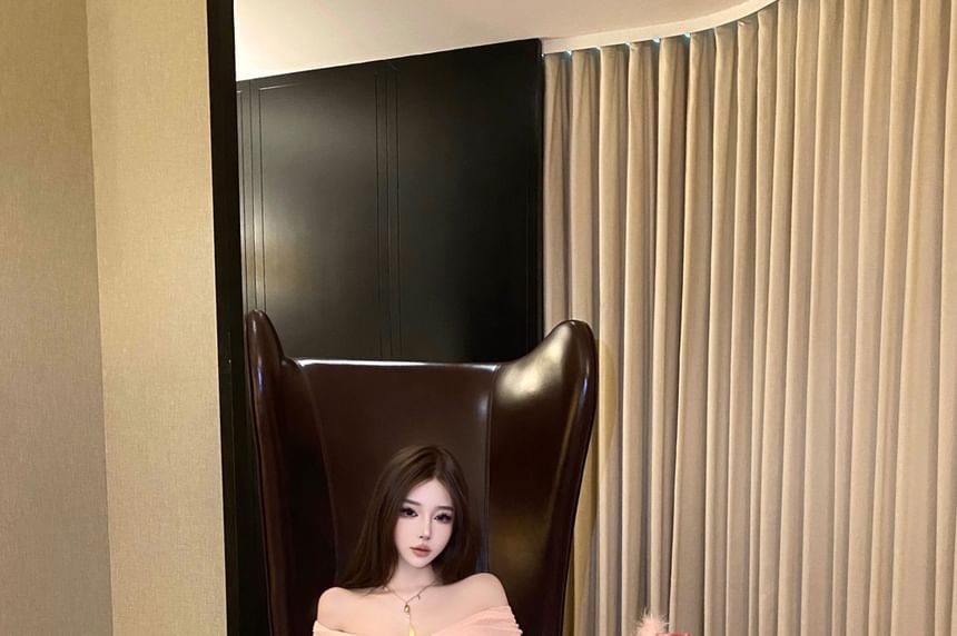 Long-Sleeve Off-Shoulder Lace Panel Fluffy Cuff Maxi Mermaid Dress