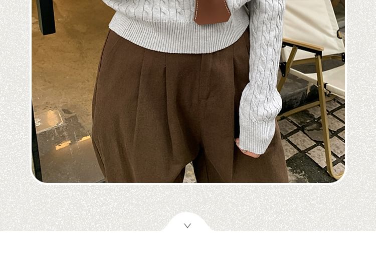 Cable-Knit Crew Neck Sweater in Solid Color