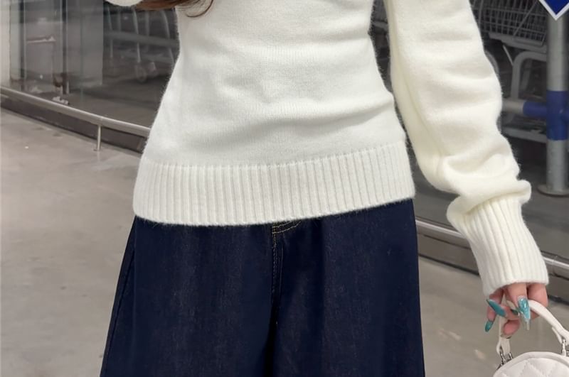 Double-Breasted Off-Shoulder Sweater in Plain Design