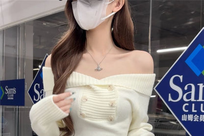 Double-Breasted Off-Shoulder Sweater in Plain Design