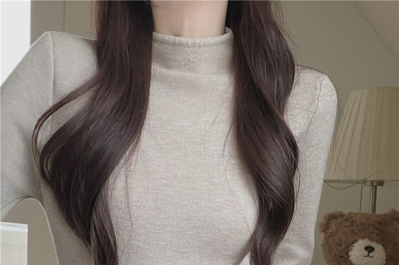 Mock Neck Pullover Knit Top in Solid Color