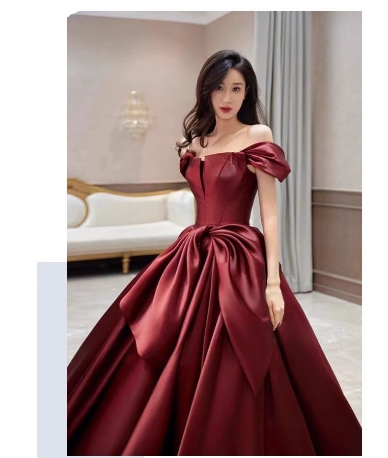 Sleeveless Off Shoulder Plain Bow Satin A-Line Evening Gown