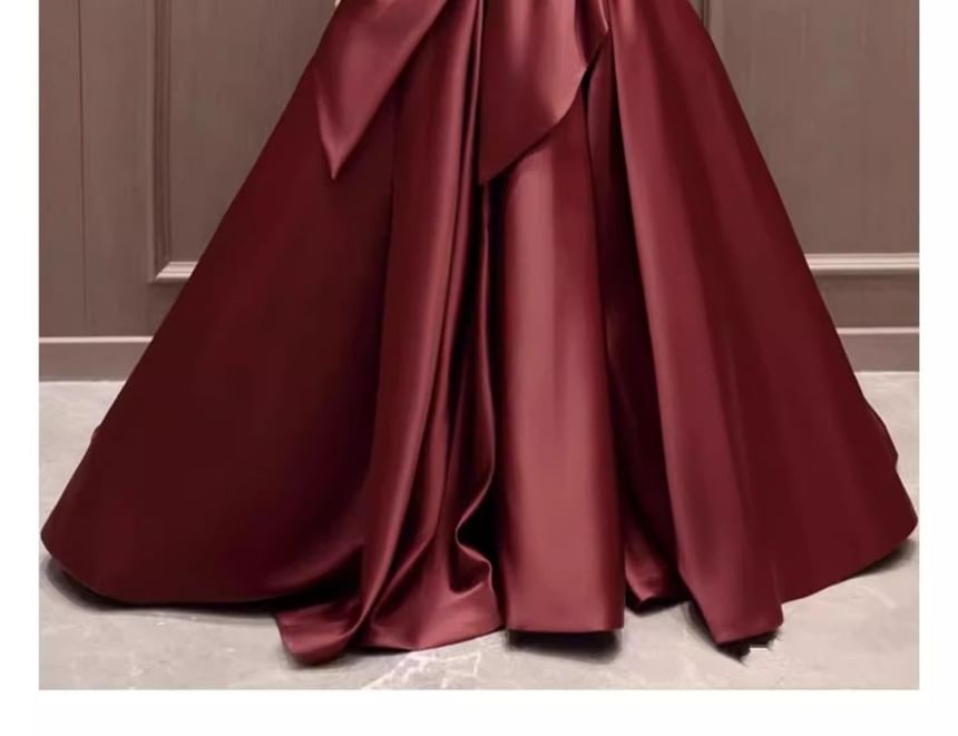Sleeveless Off Shoulder Plain Bow Satin A-Line Evening Gown