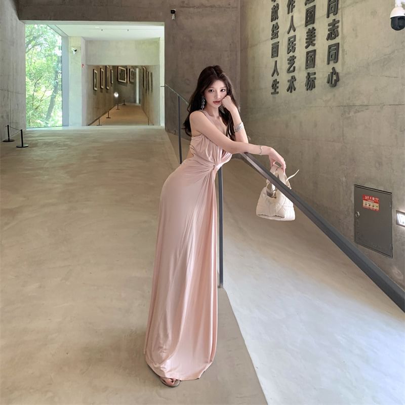 Halter Plain Knot Sheath Evening Dress