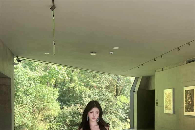 Halter Plain Knot Sheath Evening Dress