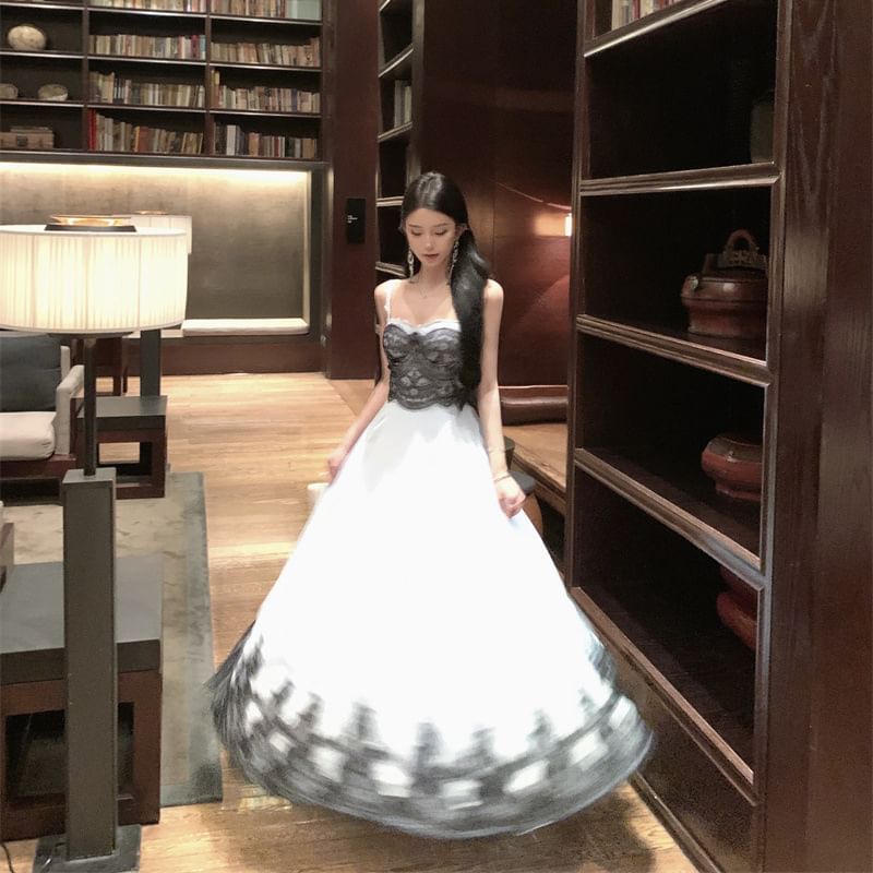 Spaghetti Strap Plain Lace Trim A-Line Evening Dress