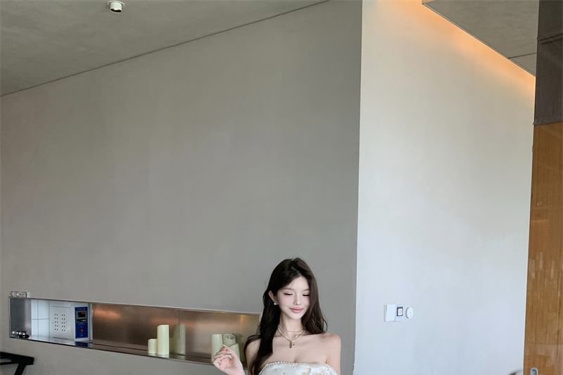 Strapless Plain Faux Pearl Bow Mini A-Line Cocktail Dress