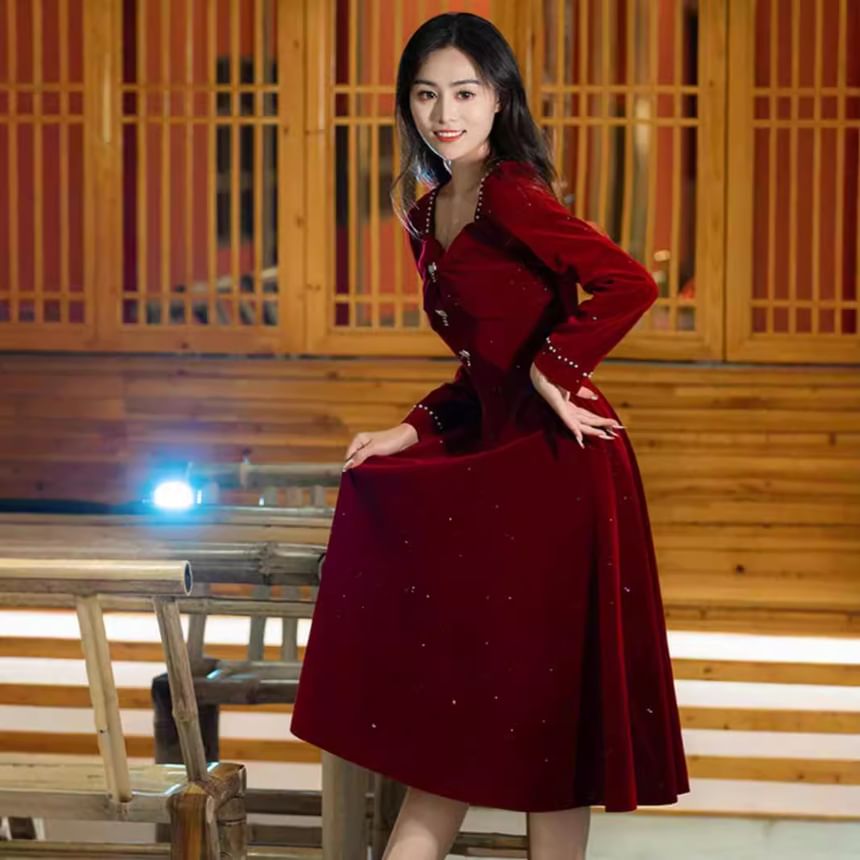 Long Sleeve Sweetheart Neck Plain Beaded Bow Velvet Midi A-Line Cocktail Dress (Various Designs)