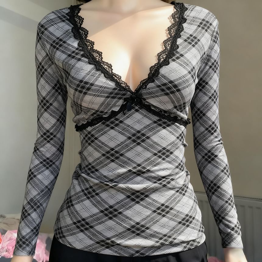 Plaid V-Neck Top with Lace Accent and Slim Fit