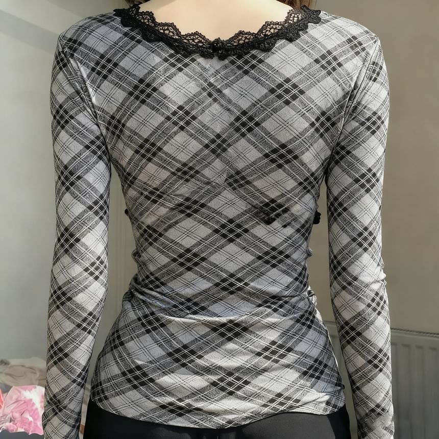 Plaid V-Neck Top with Lace Accent and Slim Fit