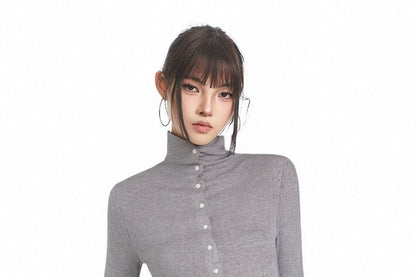 Elegant Long-Sleeve High-Collar Buttoned Blouse
