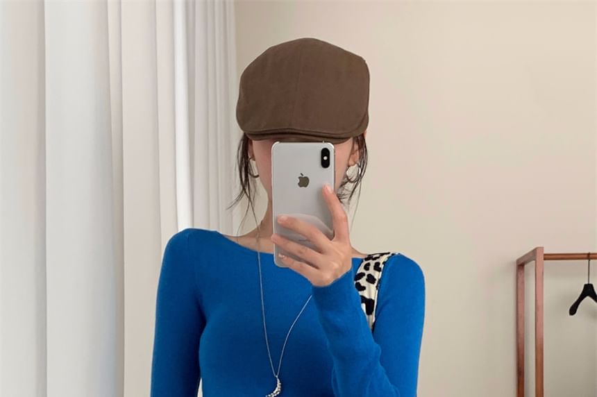 Ribbed Boat-Neck Long-Sleeve Knit Top
