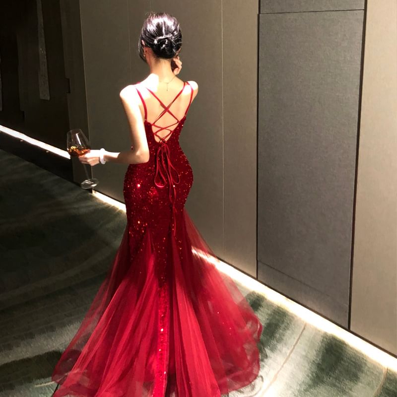 Sleeveless Sweetheart Neckline Glitter Mermaid Evening Gown