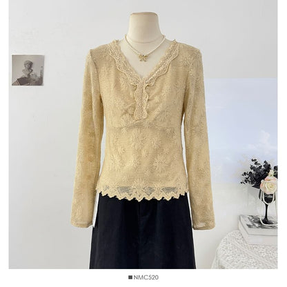 Slim-Fit Lace V-Neck Long Sleeve Tee