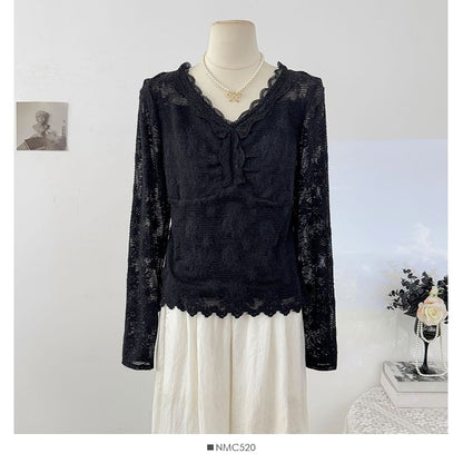Slim-Fit Lace V-Neck Long Sleeve Tee