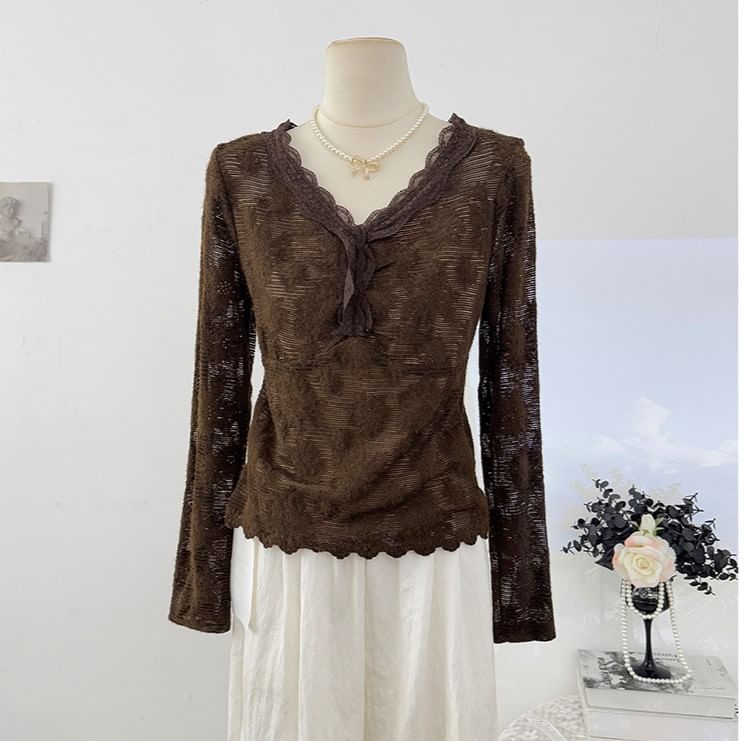 Slim-Fit Lace V-Neck Long Sleeve Tee