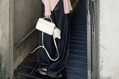 Off-Shoulder Knotted Slim Tee with Long Sleeves