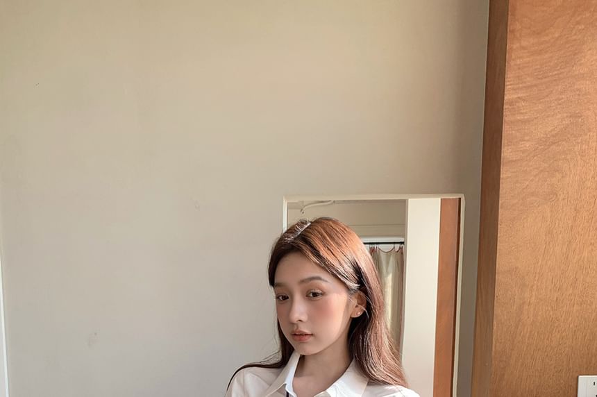 Color-Block Slim Shirt with Mock Two-Piece Style