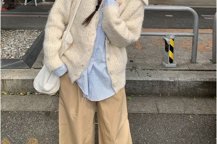 Collared Button-Up Plain Cardigan