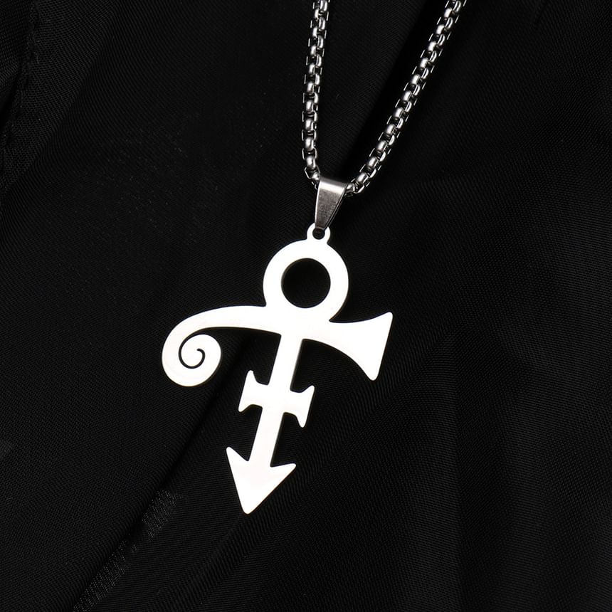 Symbol Pendant Box Chain Necklace