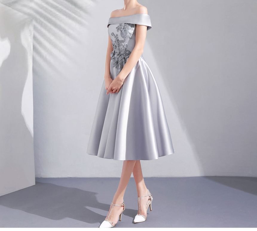 Off Shoulder Embroidered Midi A-Line Evening Dress