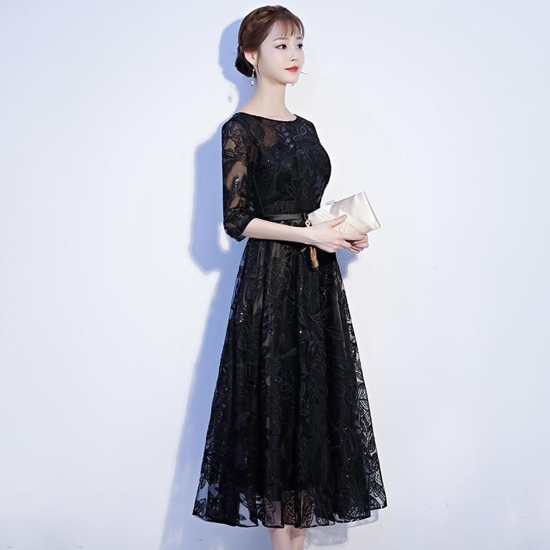 Elbow-Sleeve Crewneck Lace A-Line Evening Gown