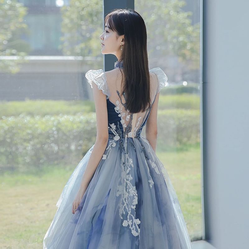 Cap-Sleeve Floral Embroidery Mesh A-Line Evening Gown