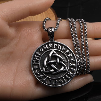 Disc Pendant / Box Chain Necklace
