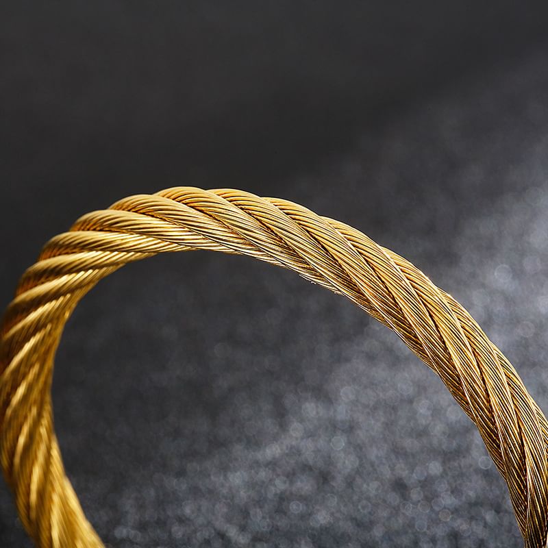 Twist Metal Bangle