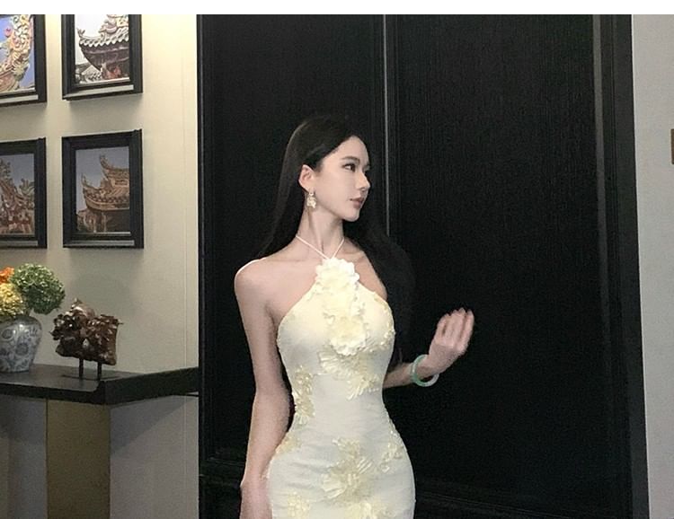 Halter Floral Patterned Trumpet Evening Dress