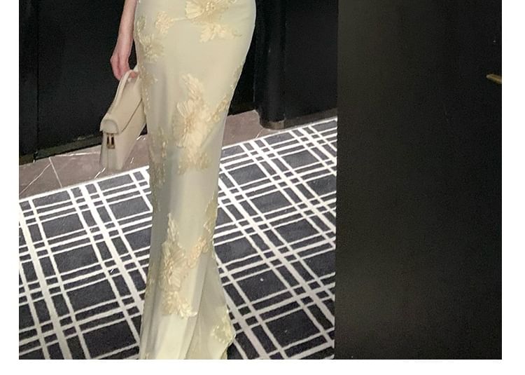 Halter Floral Patterned Trumpet Evening Dress