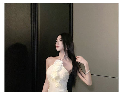 Halter Floral Patterned Trumpet Evening Dress