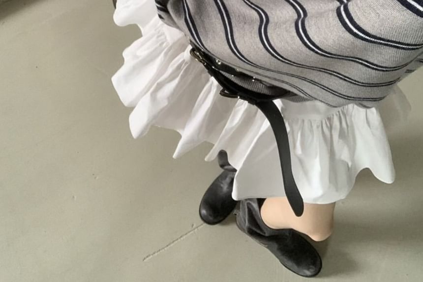 Striped Polo Collar Sweater with Pointed Neckline