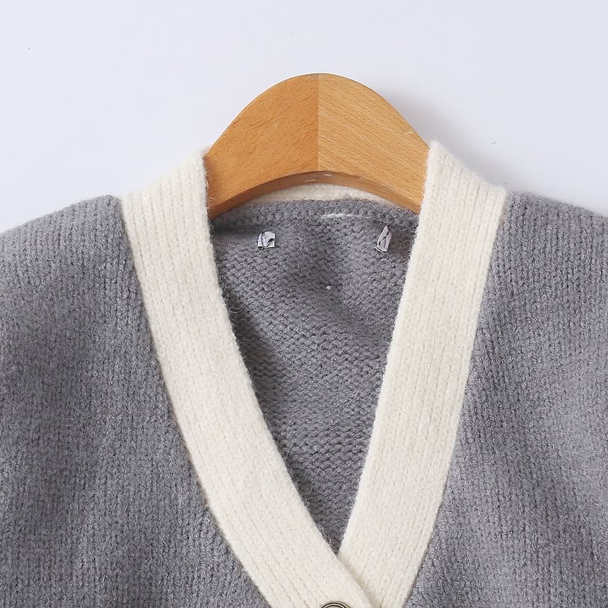 V-Neck Plain Contrast Trim Cardigan