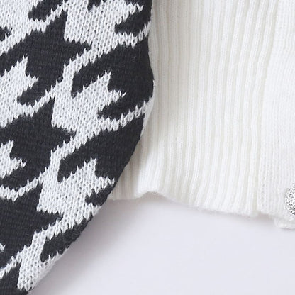 V-Neck Houndstooth Cropped Cardigan