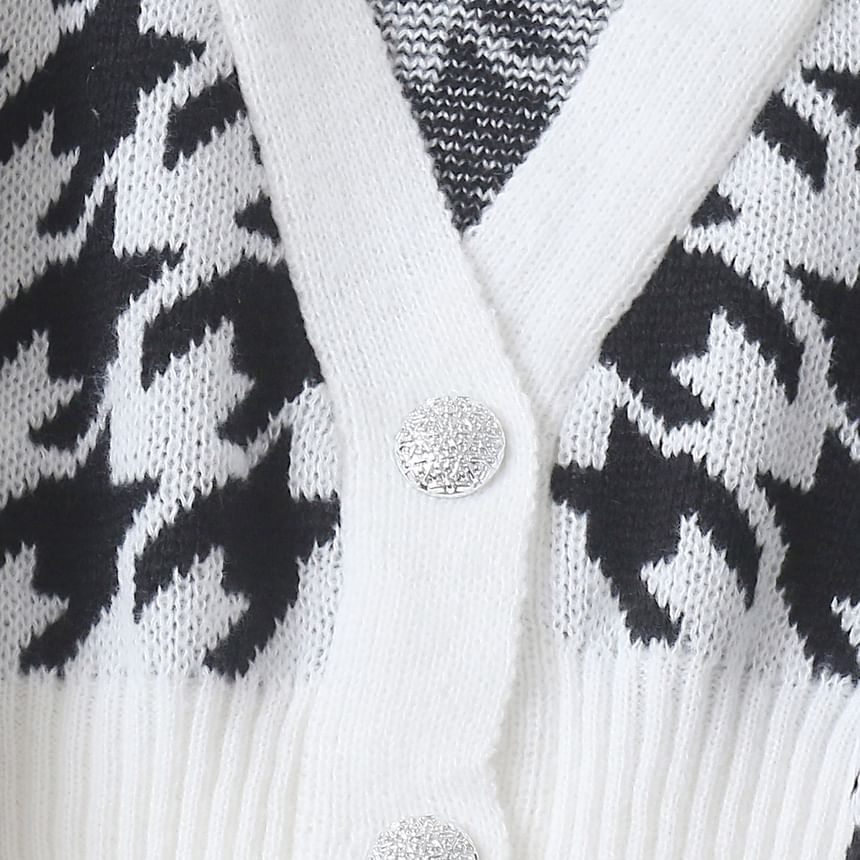 V-Neck Houndstooth Cropped Cardigan