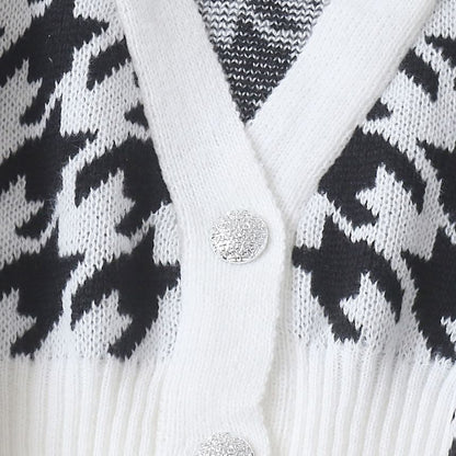 V-Neck Houndstooth Cropped Cardigan