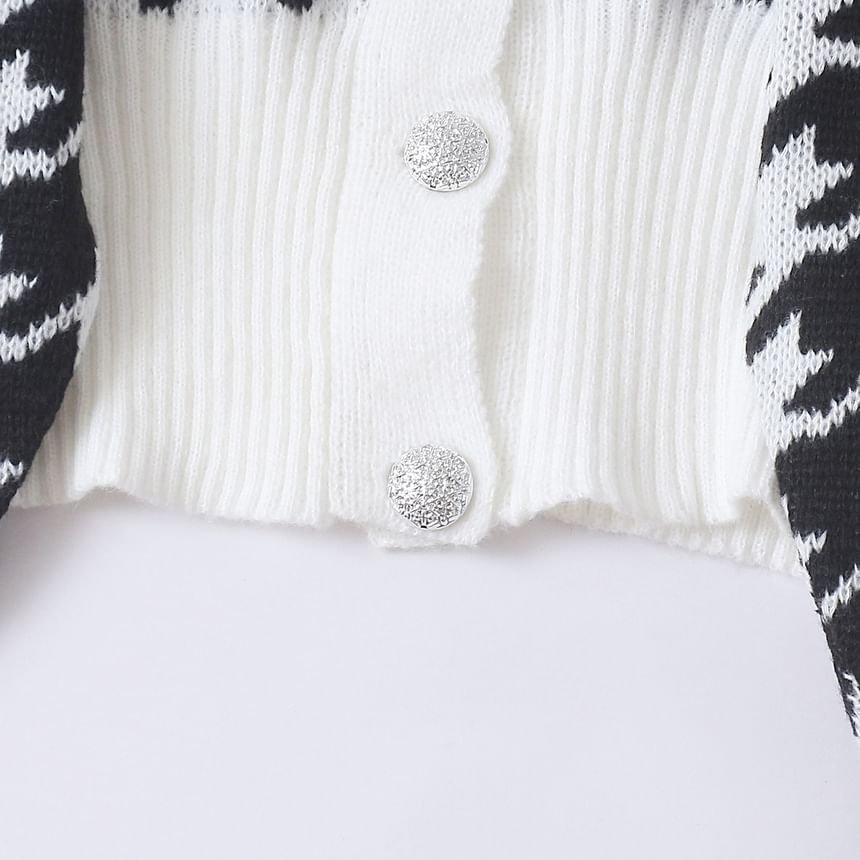 V-Neck Houndstooth Cropped Cardigan