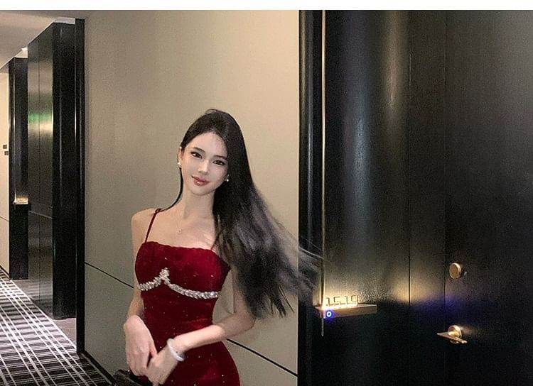 Spaghetti Strap Rhinestone A-Line Tiered Evening Gown