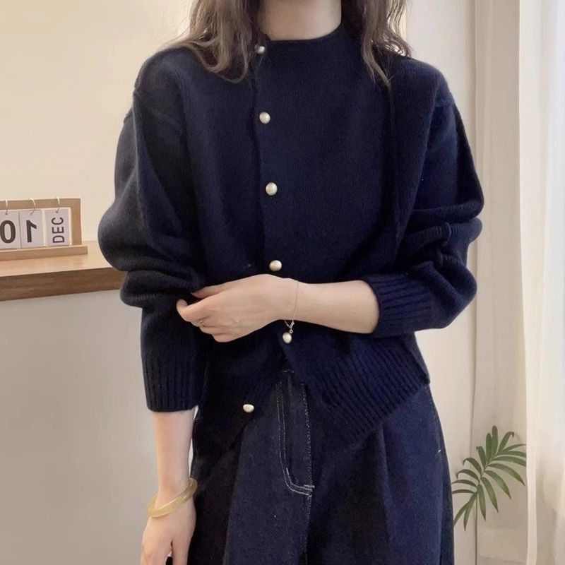 Round Neck Plain Faux Pearl Cardigan
