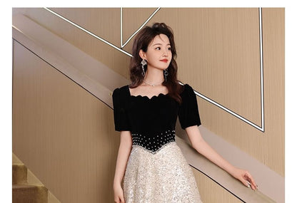 Short-Sleeve Square-Neck Two-Tone Sequined A-Line Evening Gown